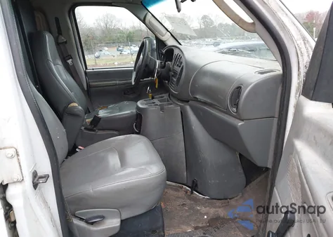 2003 Ford E-250 Commercial/Recreational from USA, damaged, VIN 1FTNE24W03HA98521